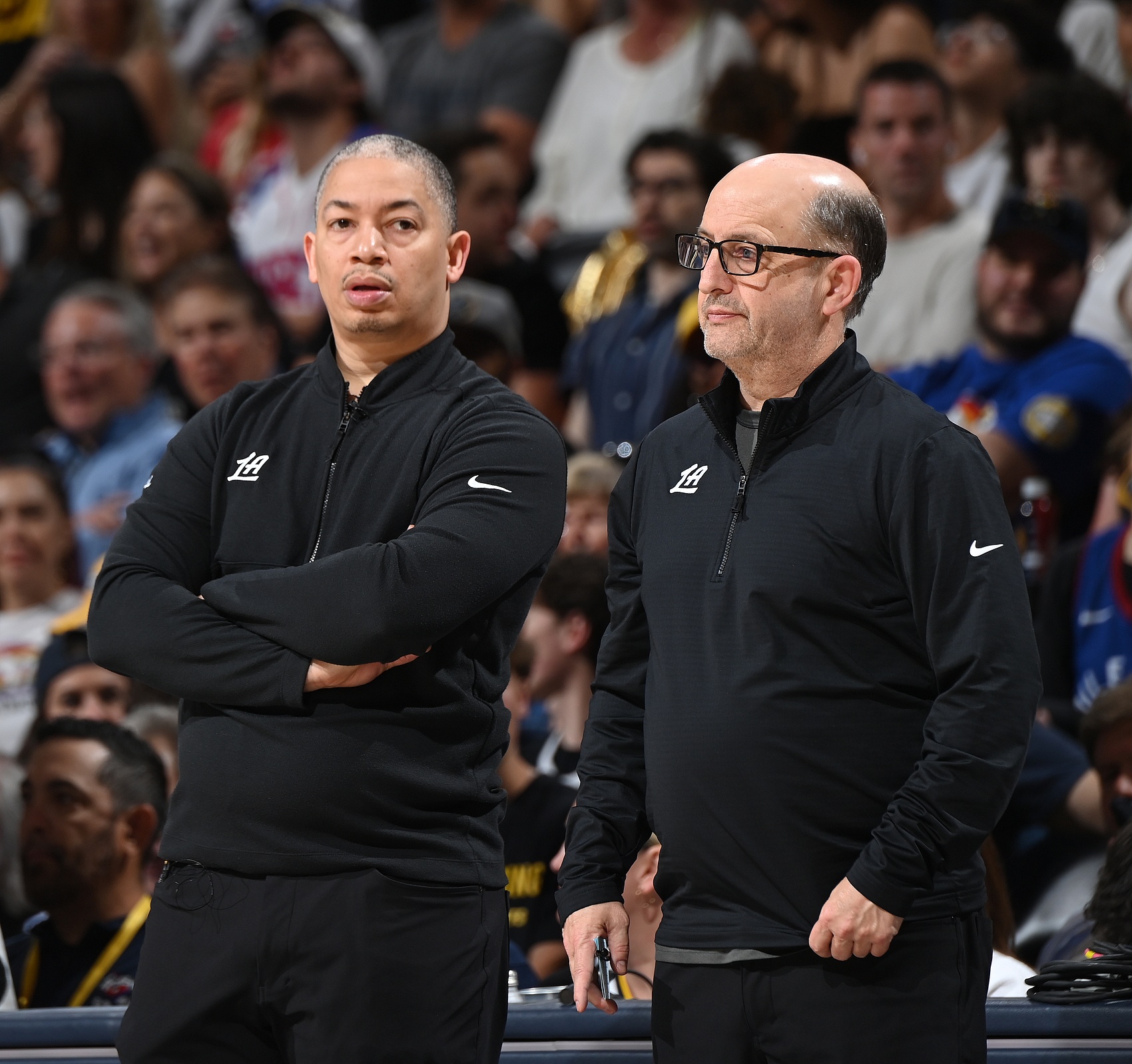开云体育官网-NBA从未有球队6胜21负开局最终胜率过5成 快船目前20胜24负